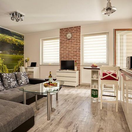 Apartament Winnica Зелёна-Гура Экстерьер фото
